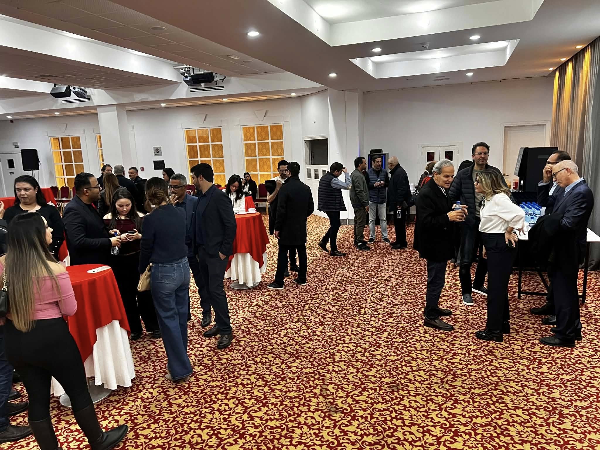 Assemblea Generale — Un ricevimento conviviale tra medici azionisti e partner