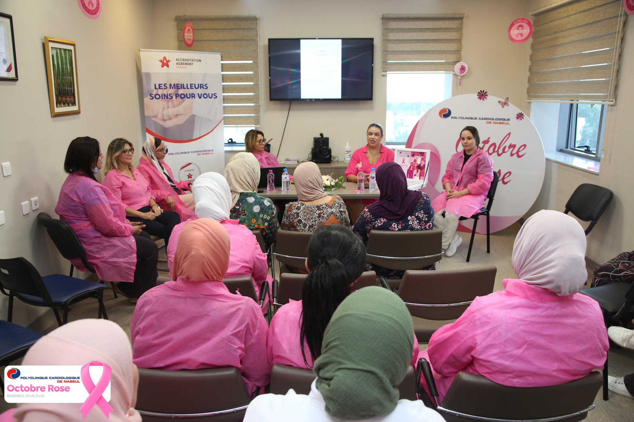 🌸🎗️ Uno sguardo alle immagini della nostra azione Ottobre Rosa 🎗️🌸