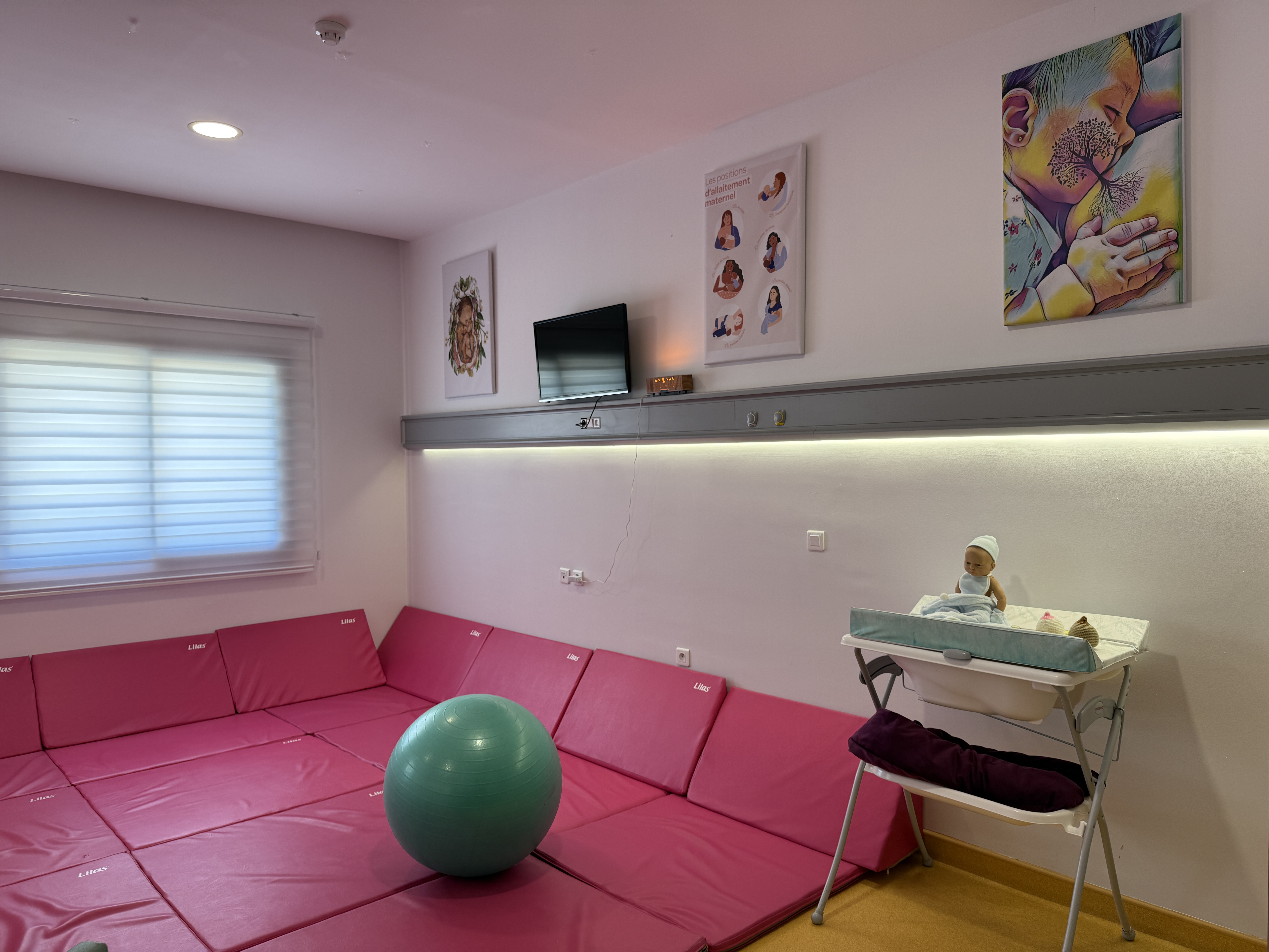 Childbirth preparation area 1