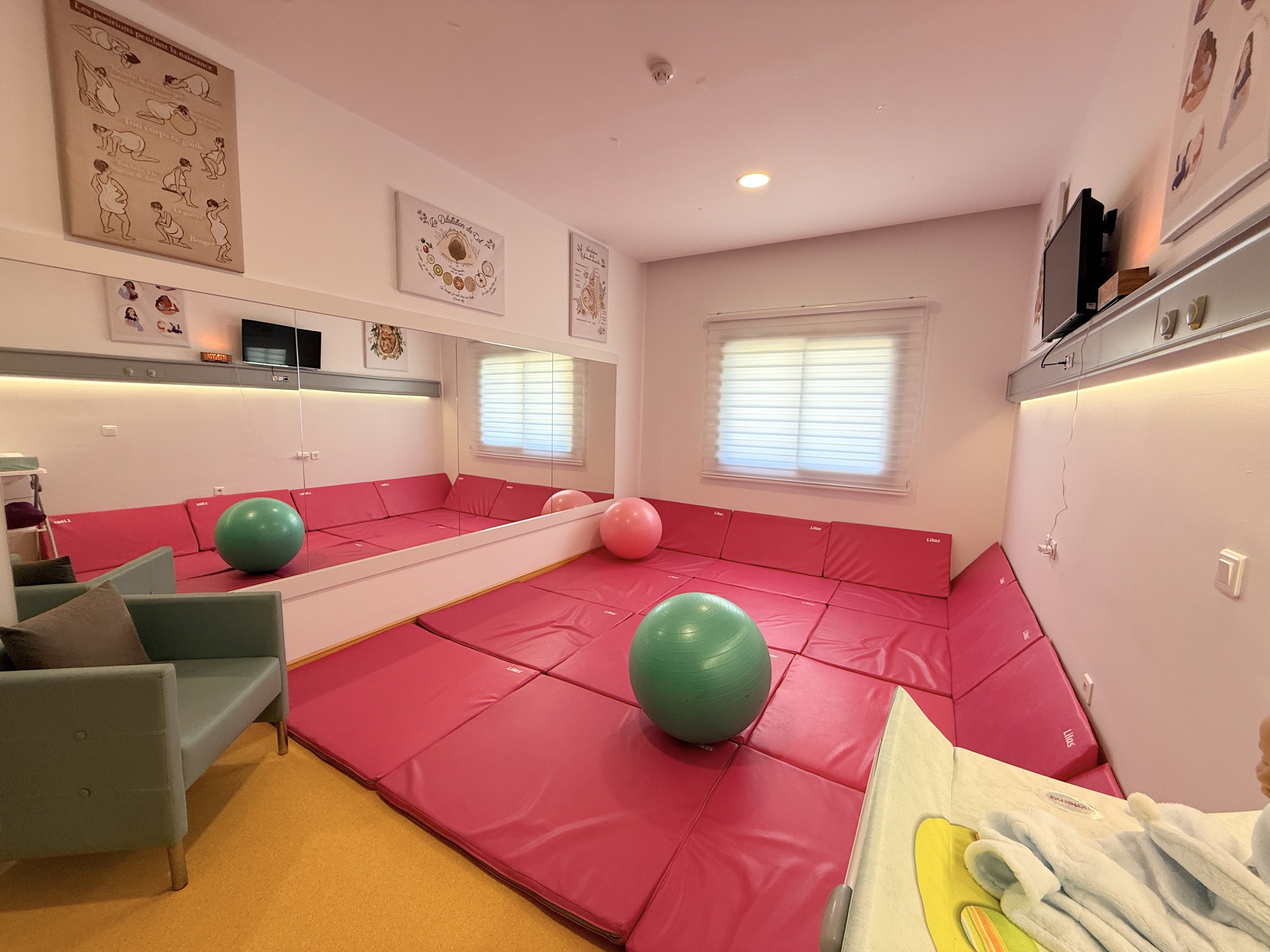Childbirth preparation area 2